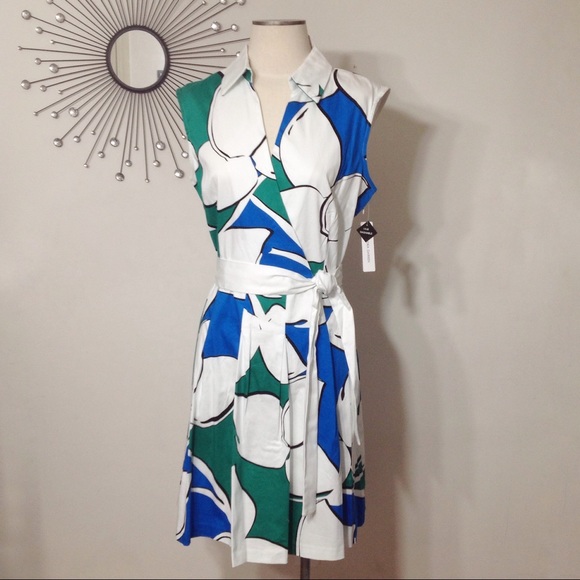 Sandra Darren Dresses & Skirts - Sandra Darren Sleeveless Print Dress